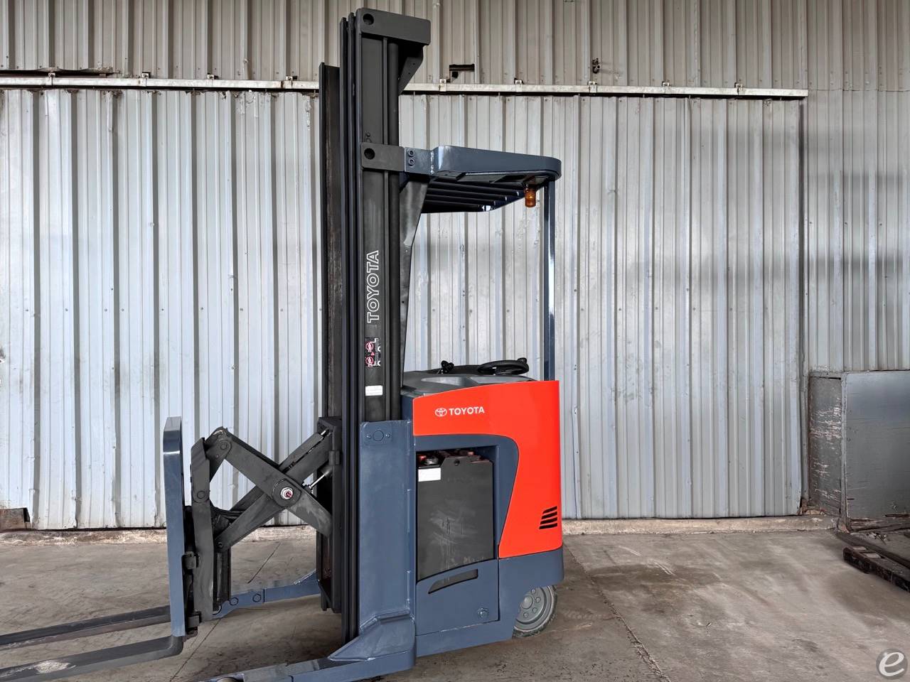 2012 Toyota 8BRU18 Electric Reach Truck - 123Forklift