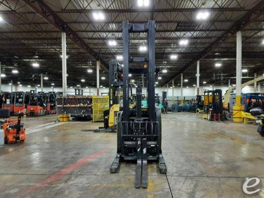2019 Hyster N35ZR2-16.5 Electric Reach Truck - 123Forklift