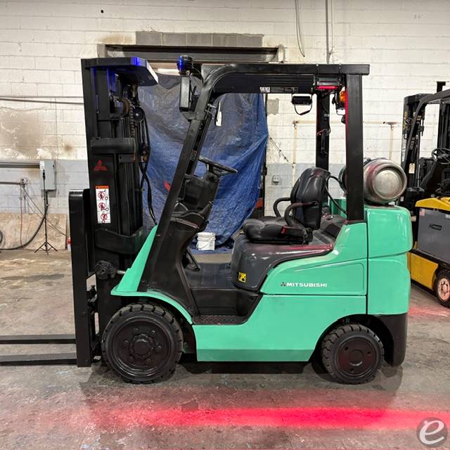 2019 Mitsubishi FGC25N