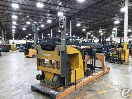 2018 Yale NR045 Electric Reach Truck - 123Forklift