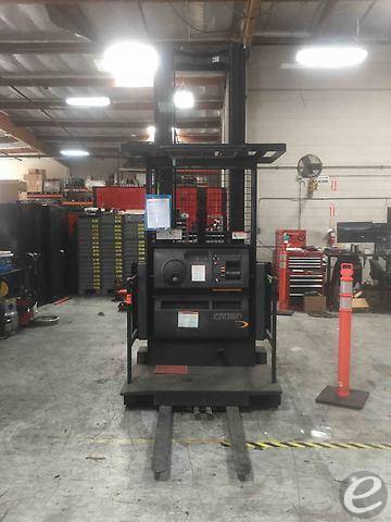 2005 Crown SP3420-30 Electric Order Picker - 123Forklift