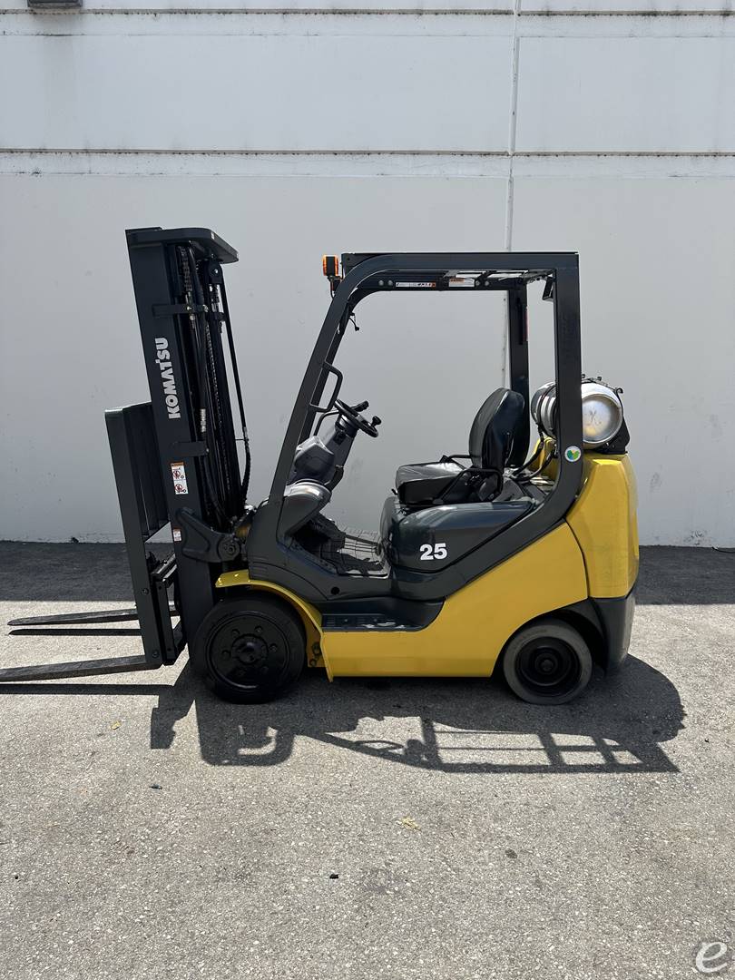 2019 Komatsu FG25ST-16