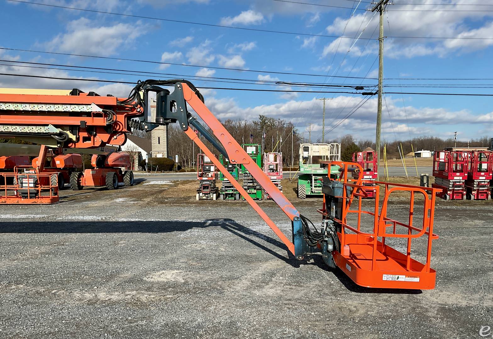 2017 JLG 1350SJP