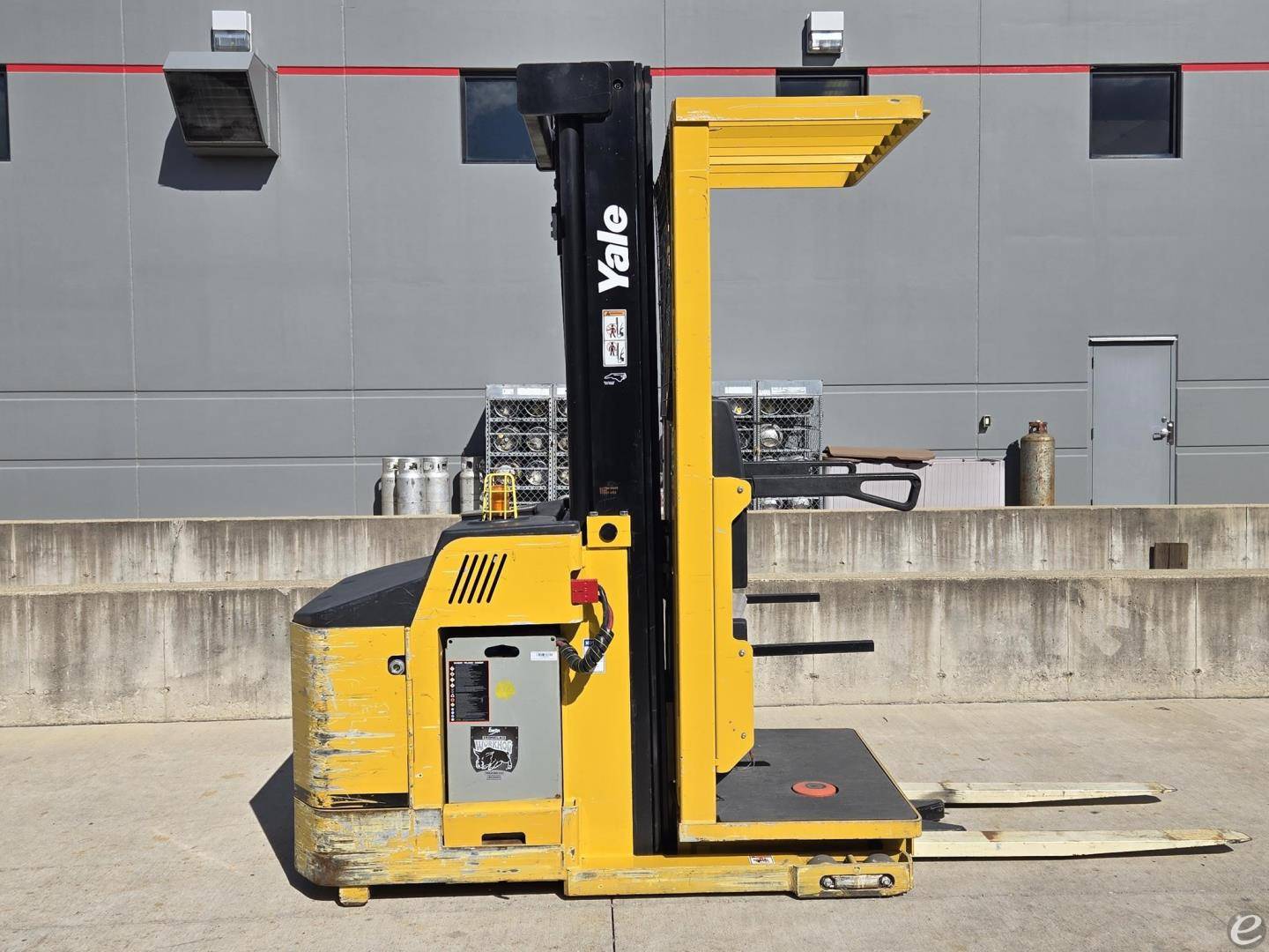 2019 Yale OS030EF