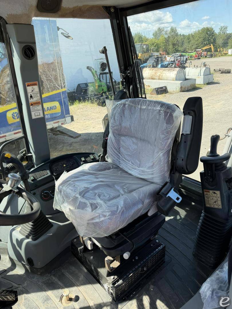 2006 New Holland B95