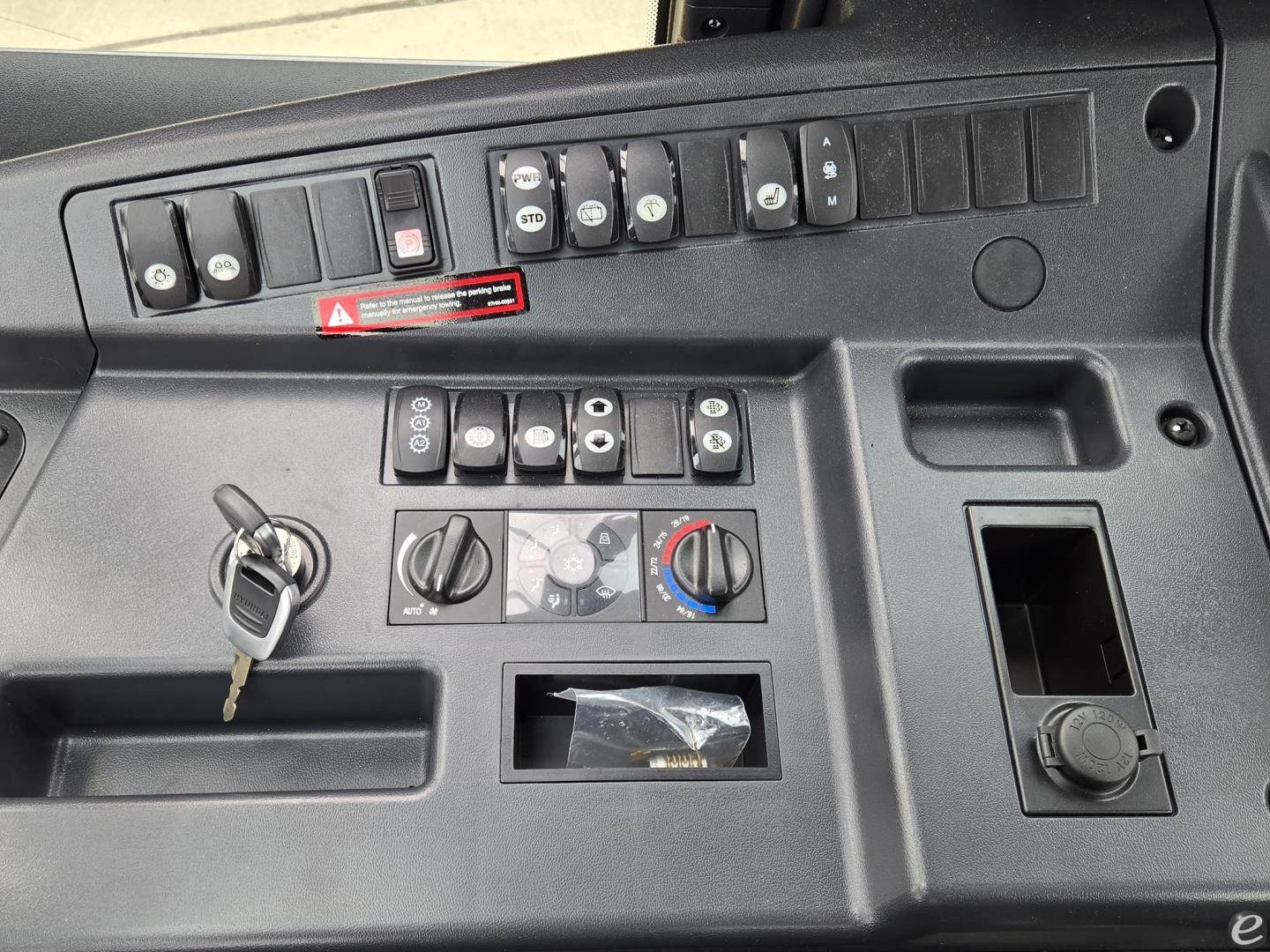 2026 Hyundai 160D-9