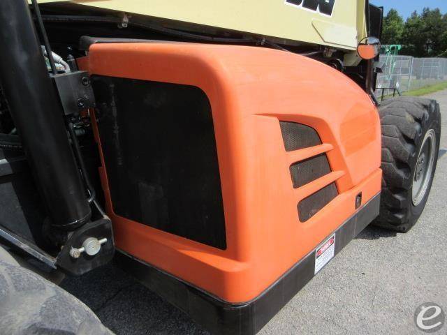 2017 JLG G15-44A