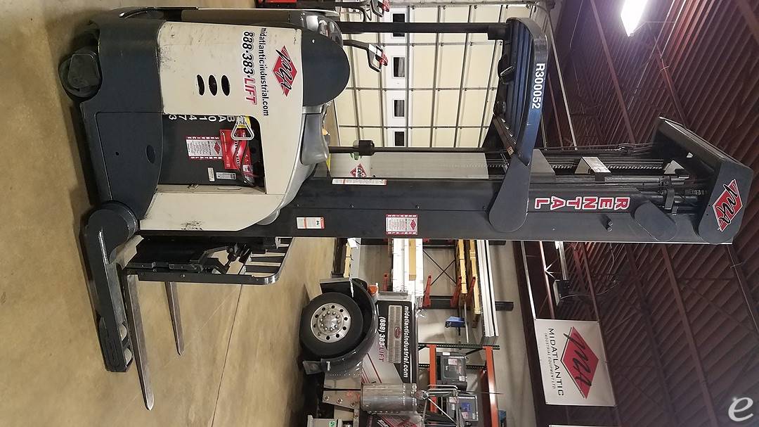 2007 Crown RD5225-30 Electric Reach...