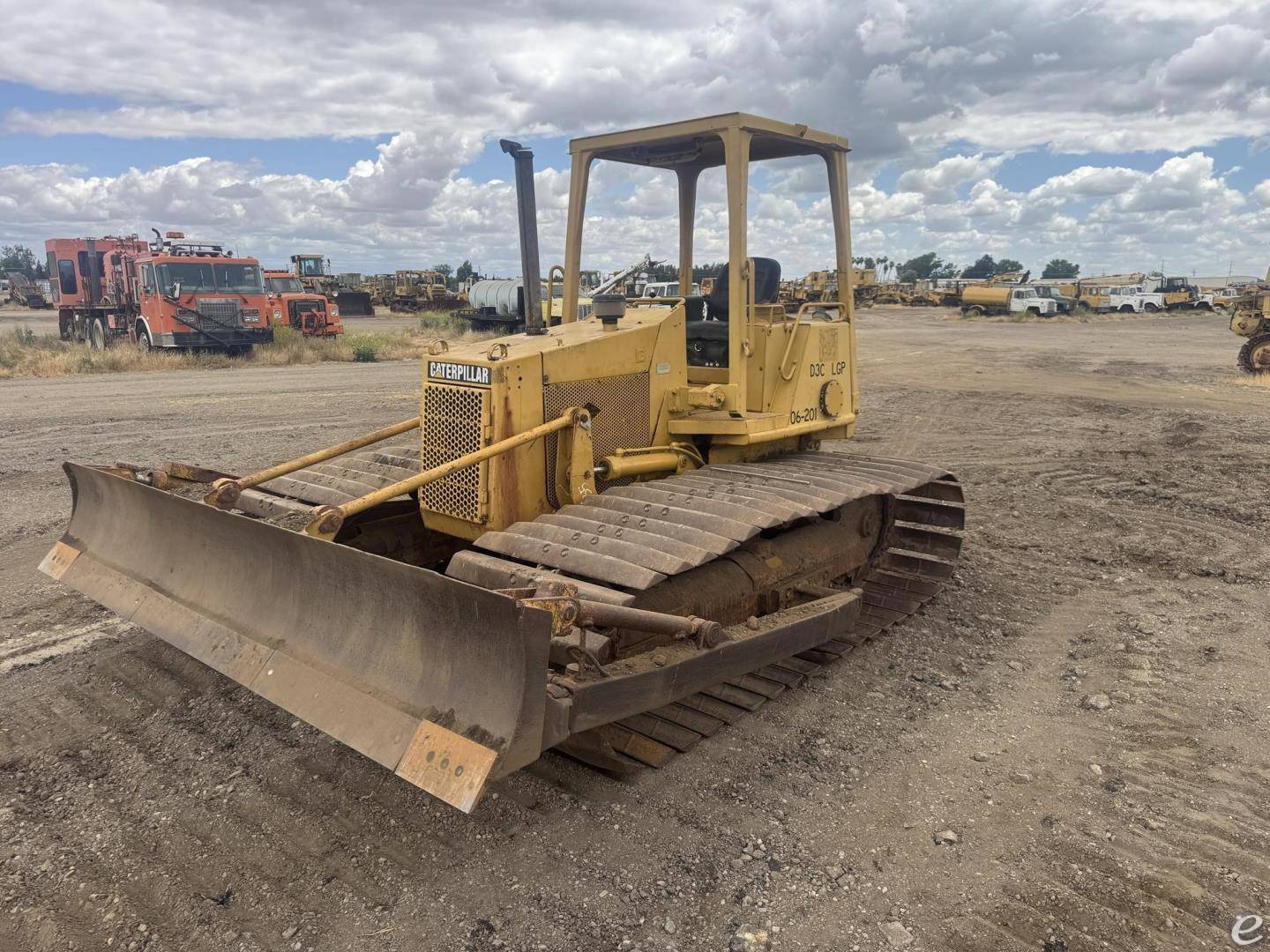 1988 Cat D3C LGP