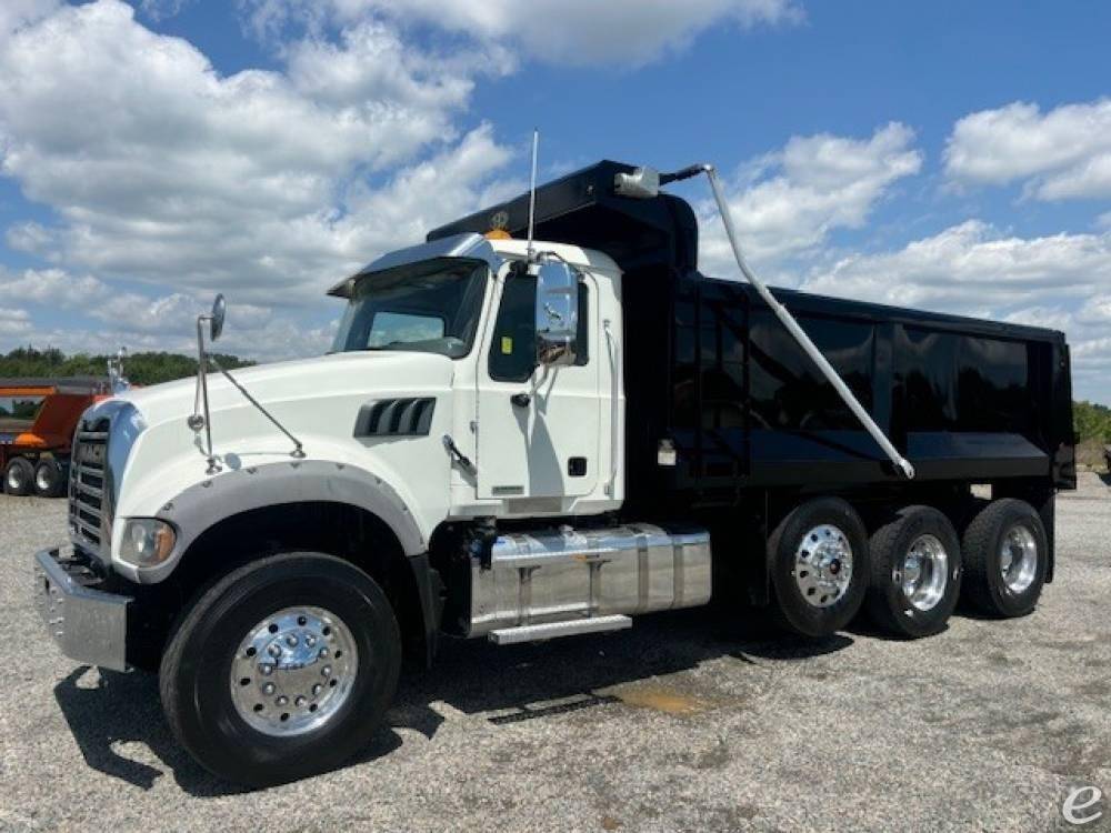 2021 Mack GRANITE 84FR