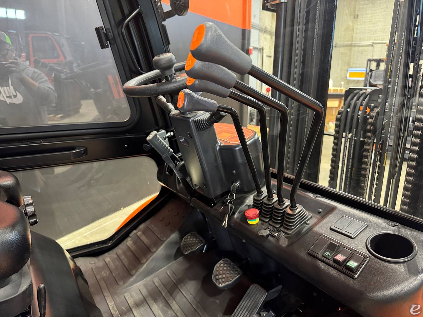 2026 Viper Lift Trucks RTD25F-4