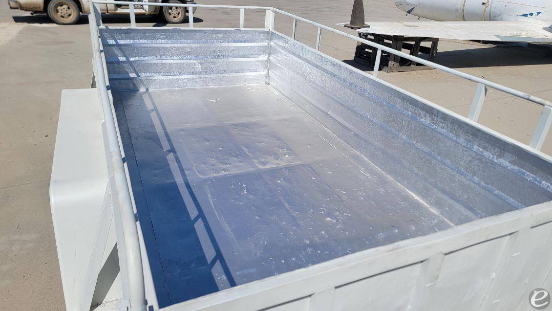2003 Miller 12' X 70