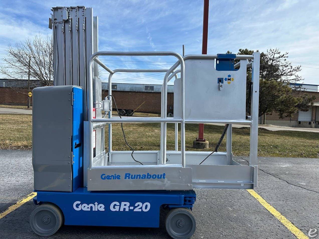 2014 Genie GR20 Electric Scissor Lift - 123Forklift