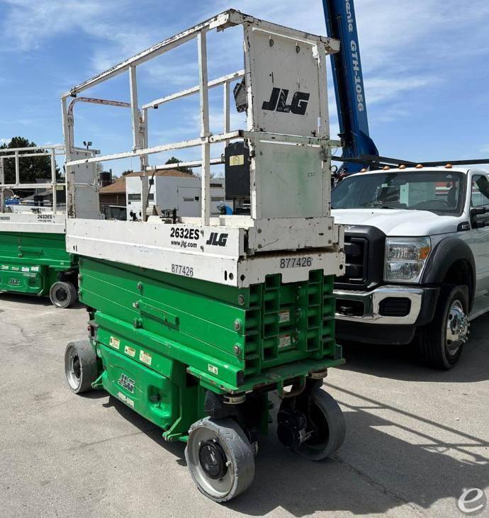 2016 JLG 2632ES