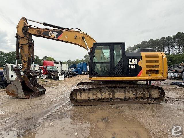 2013 Cat 320E