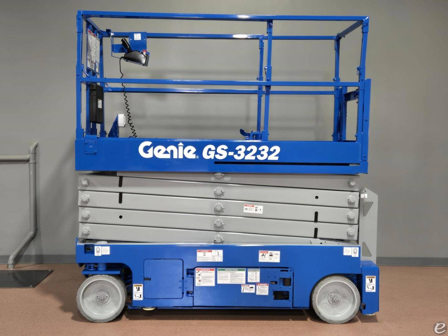 2015 Genie GS3232 Electric Scissor ...