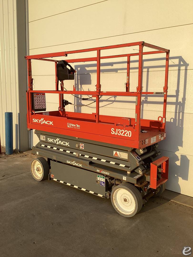 2021 Skyjack SJ3220-A