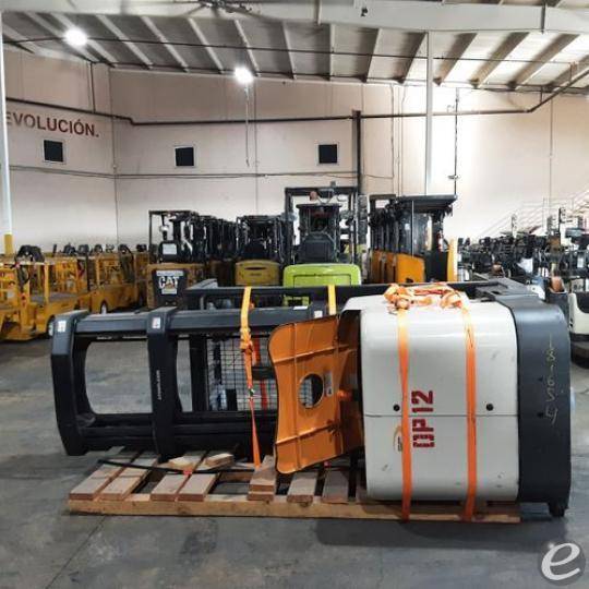 2016 Crown SP4030-30 Electric Order Picker - 123Forklift