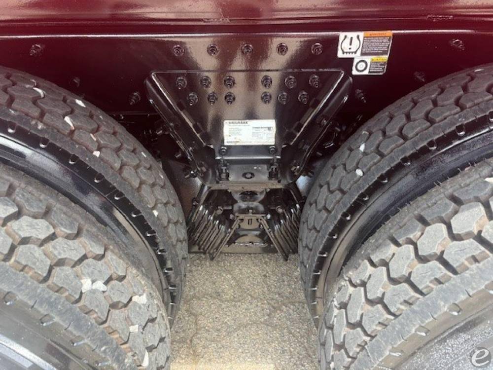 2021 Peterbilt 567