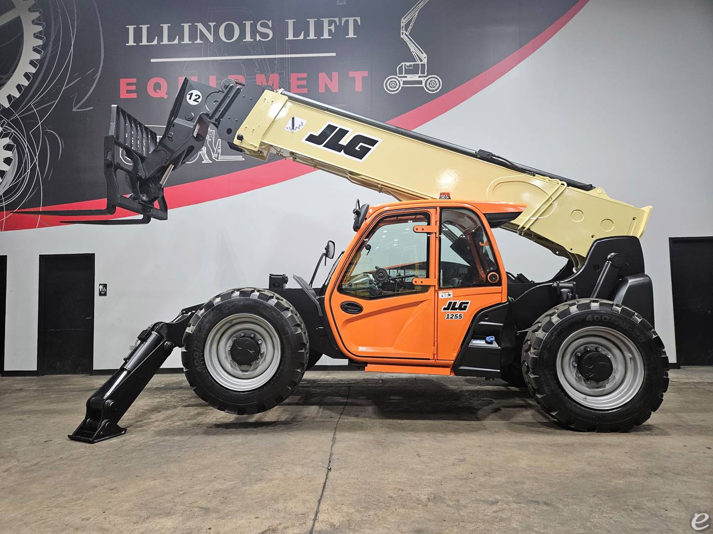 2021 JLG 1255