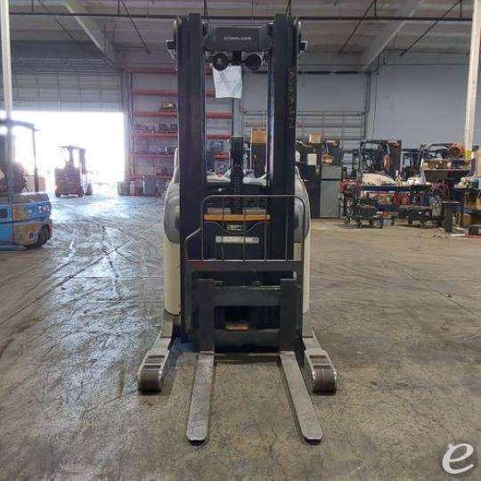 2018 Crown RR5725-45