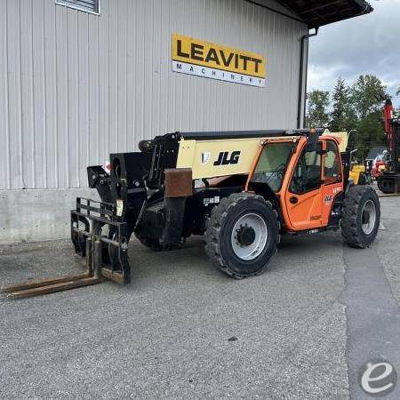 2020 JLG 1055