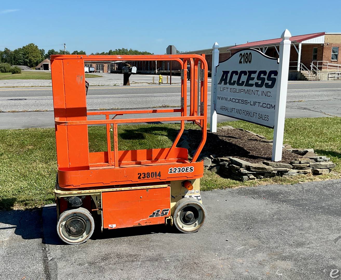 2019 JLG 1230ES