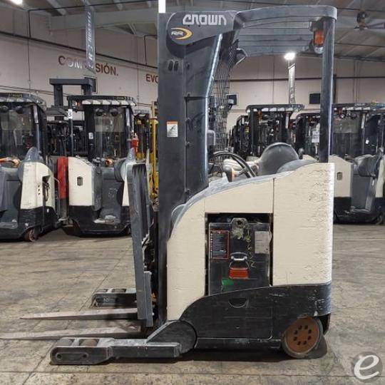 2019 Crown RR5725-45