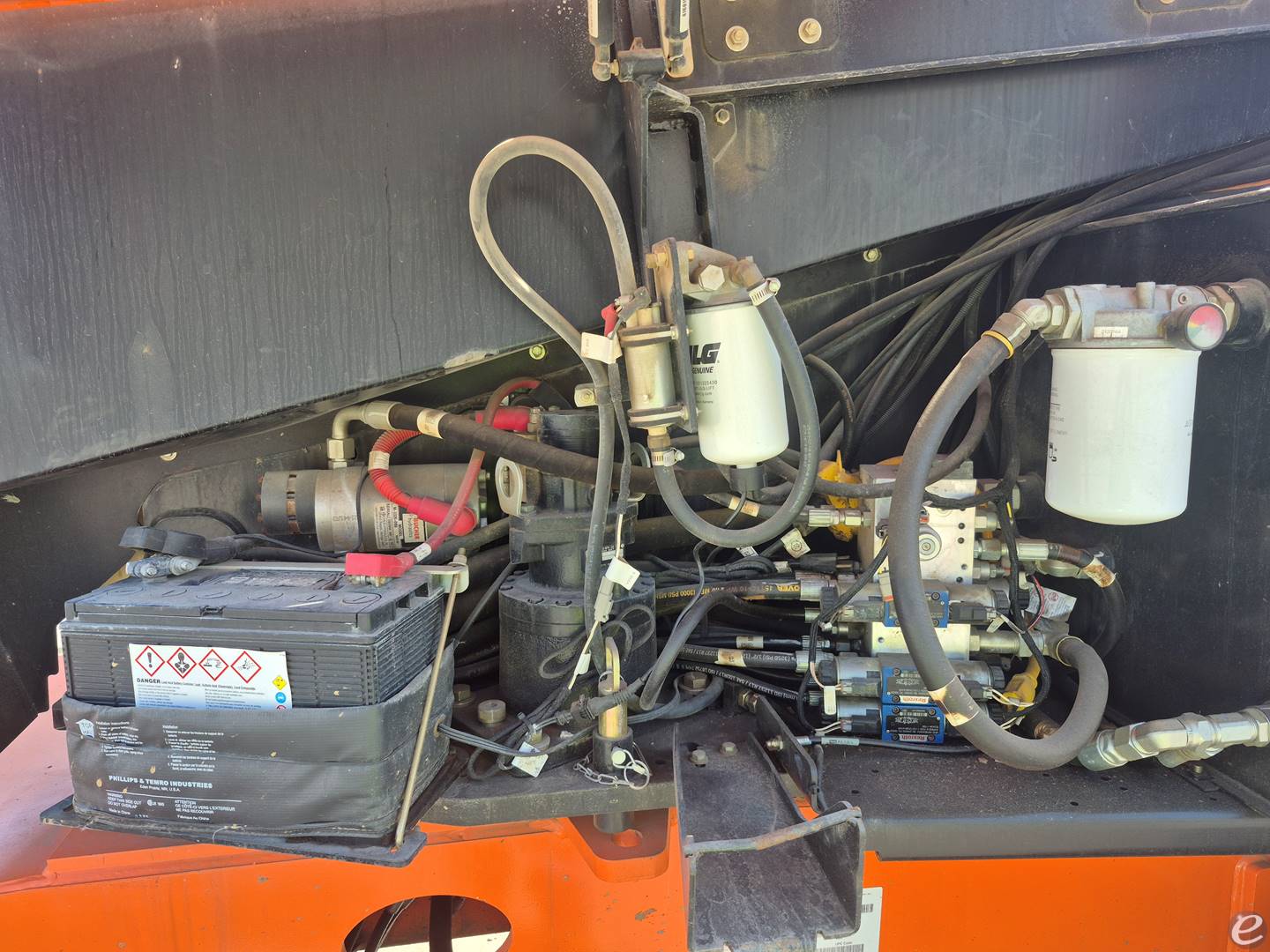 2016 JLG 600S