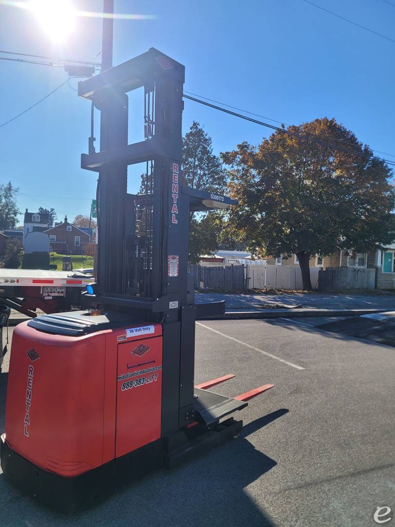 2014 Raymond 560-OPC30TT