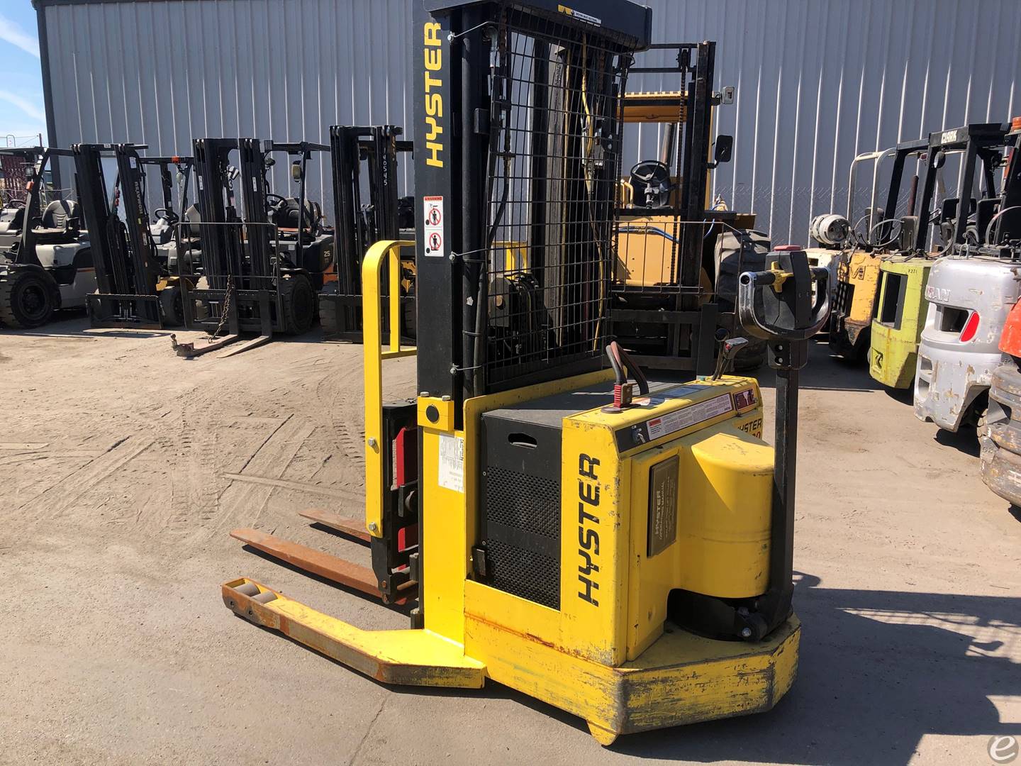 2001 Hyster W30XTR