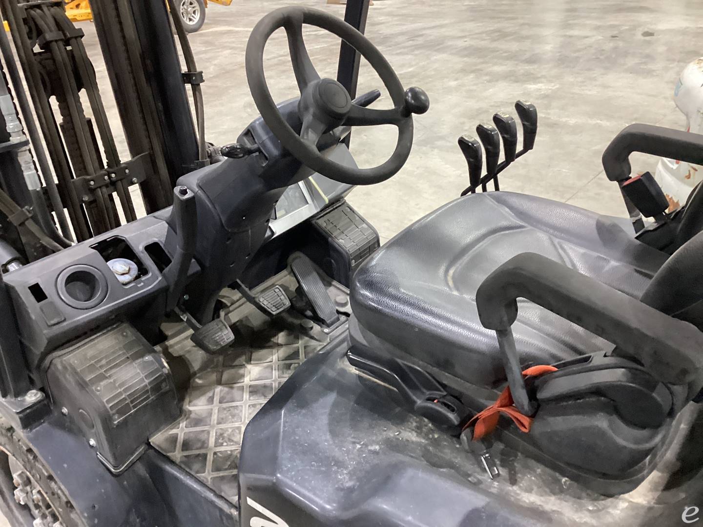 2023 Doosan G25E-7		