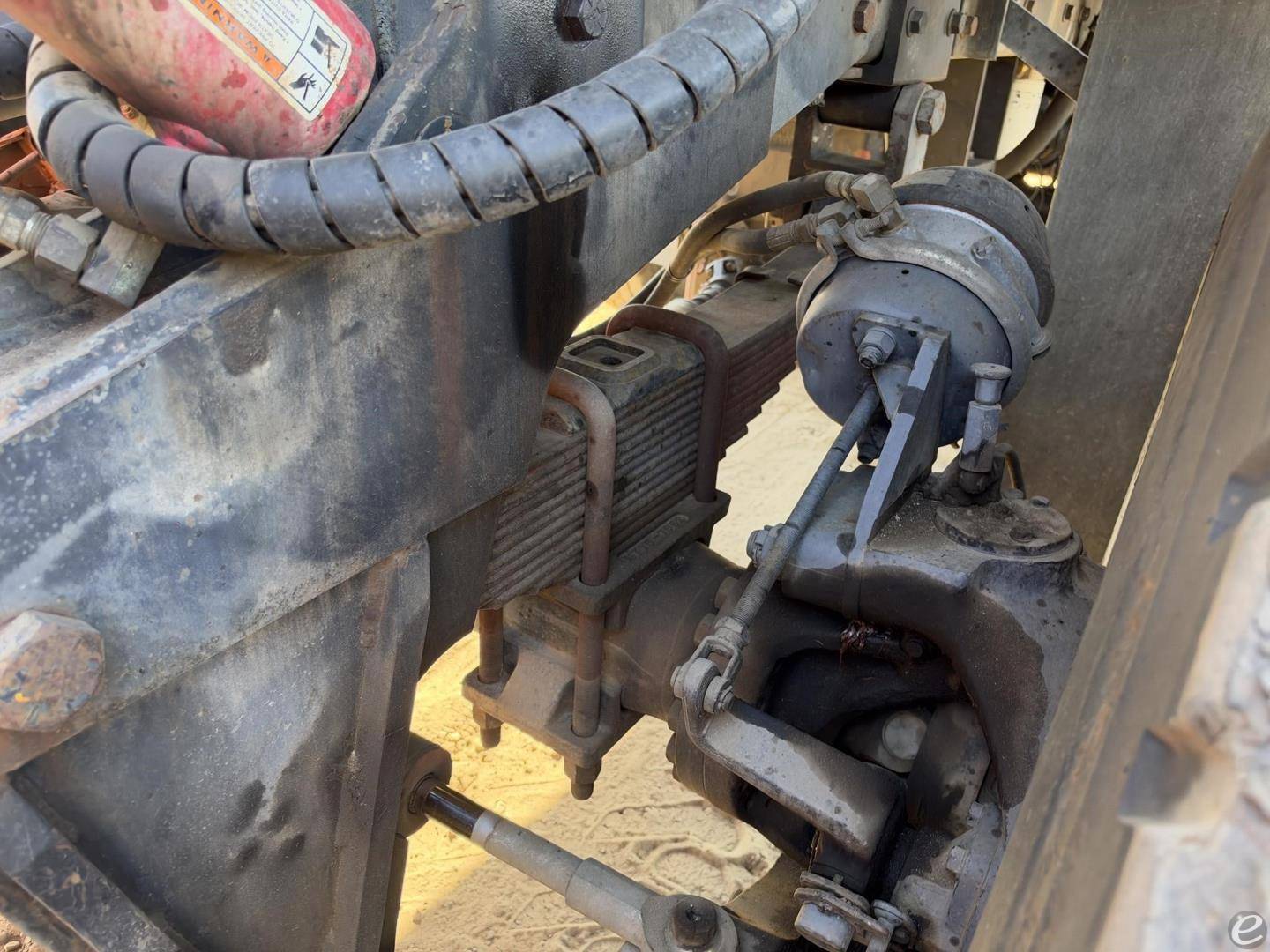 2001 CR2.6S