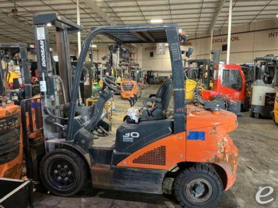 2023 Doosan G30E-7