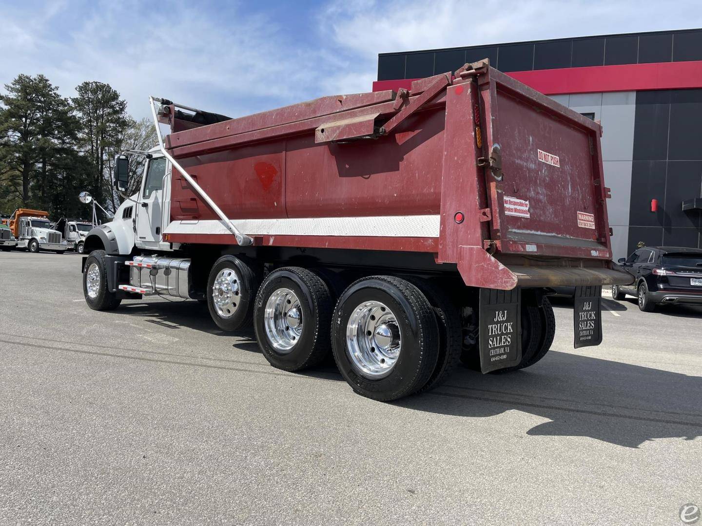 2020 Mack GRANITE 64FR