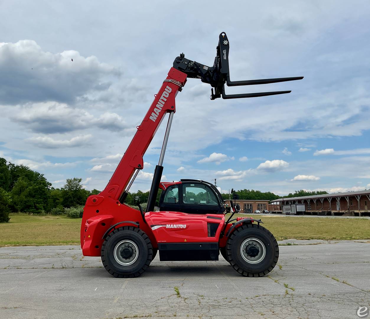2026 Manitou MHT 10200