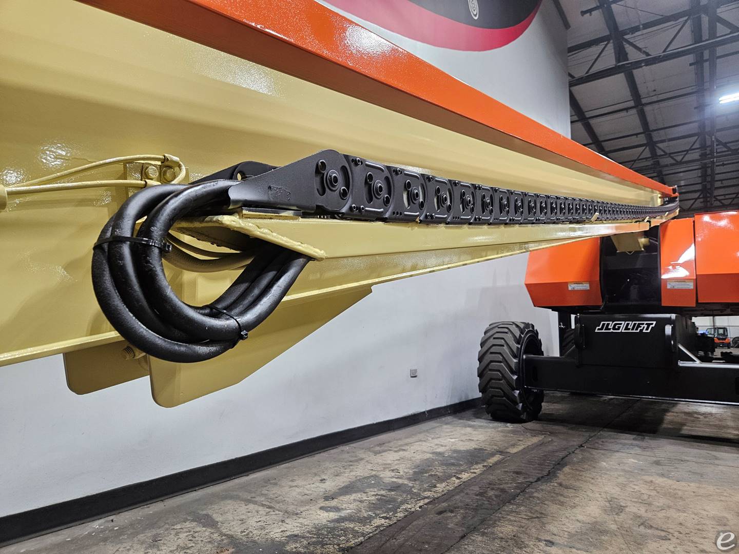 2015 JLG 800S