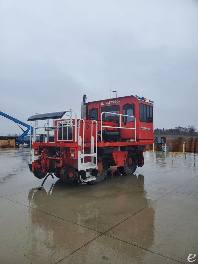 2011 Shuttlewagon SWX630