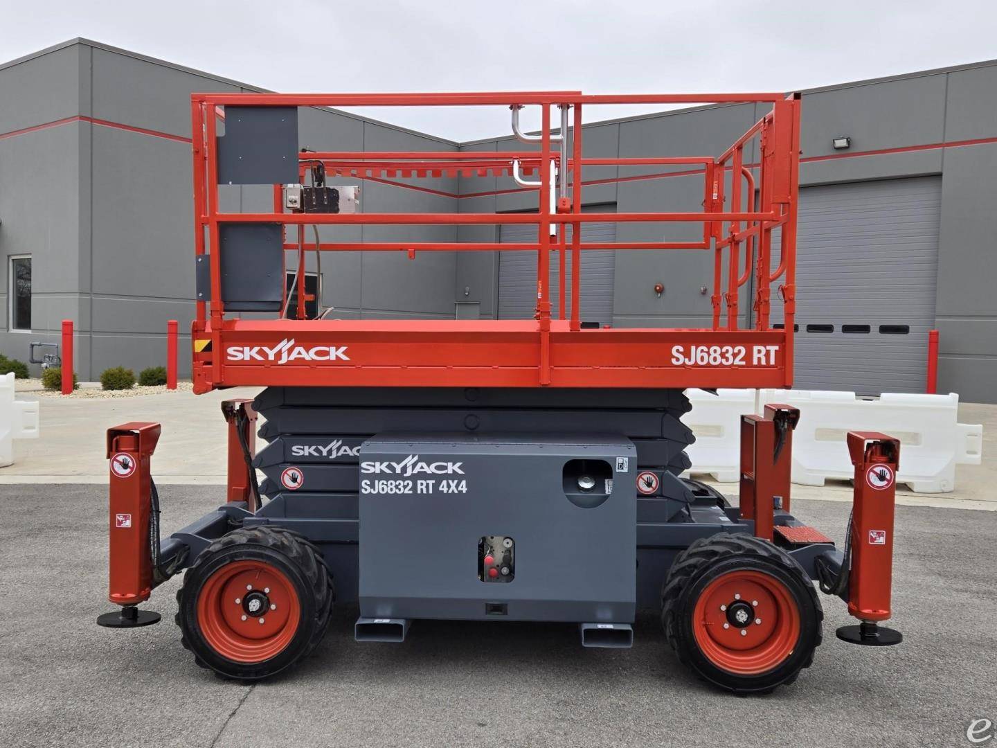 2013 Skyjack SJ6832RT Diesel Scisso...