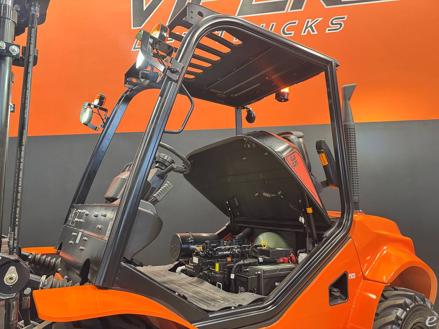 2026 Viper Lift Trucks RTD35F-4