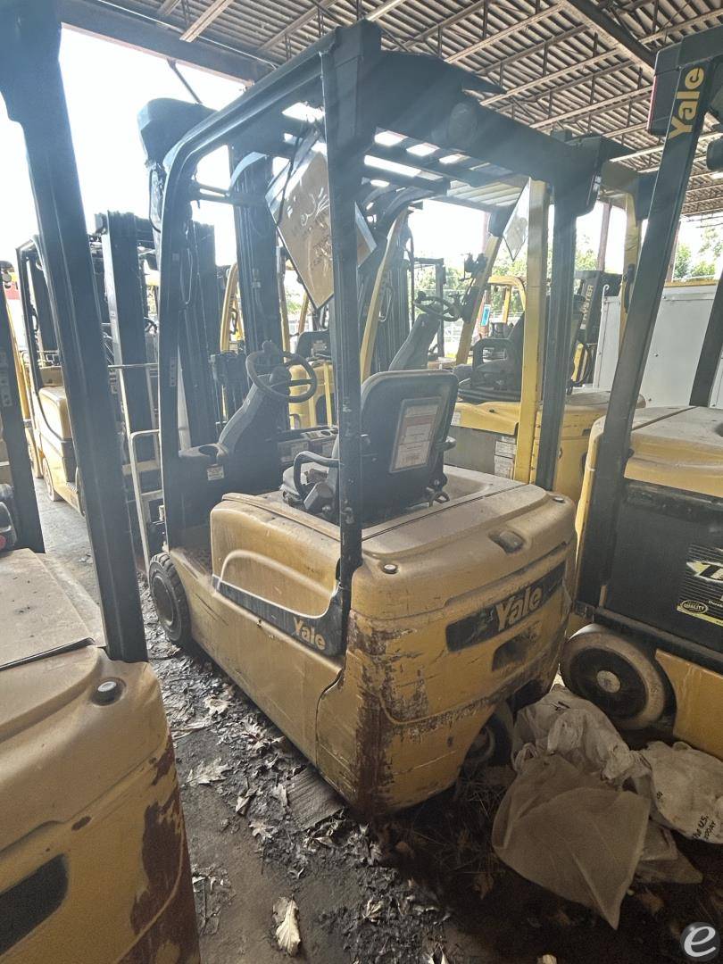 2019 Yale ERP040VT