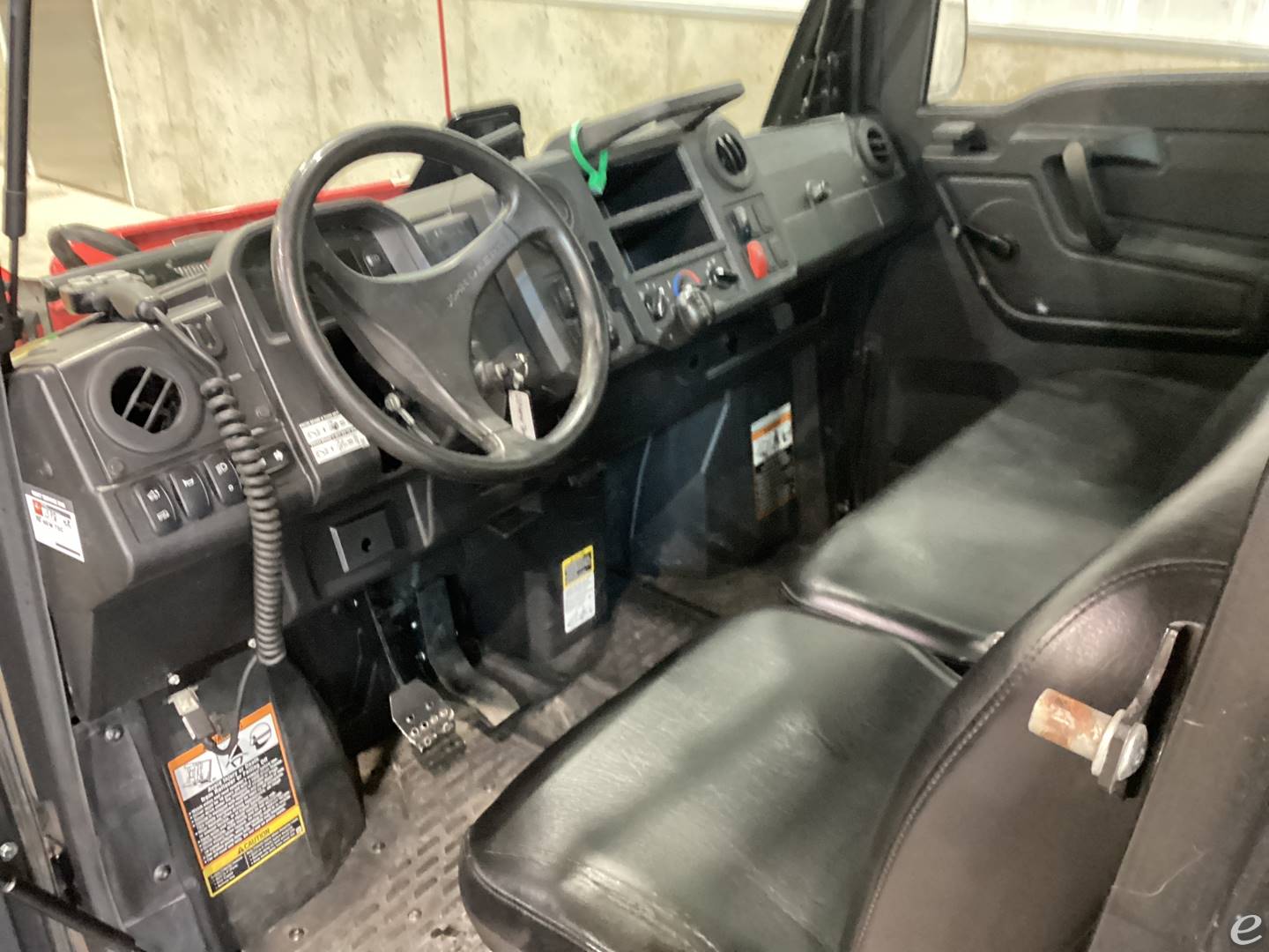 2023 John Deere Gator XUV