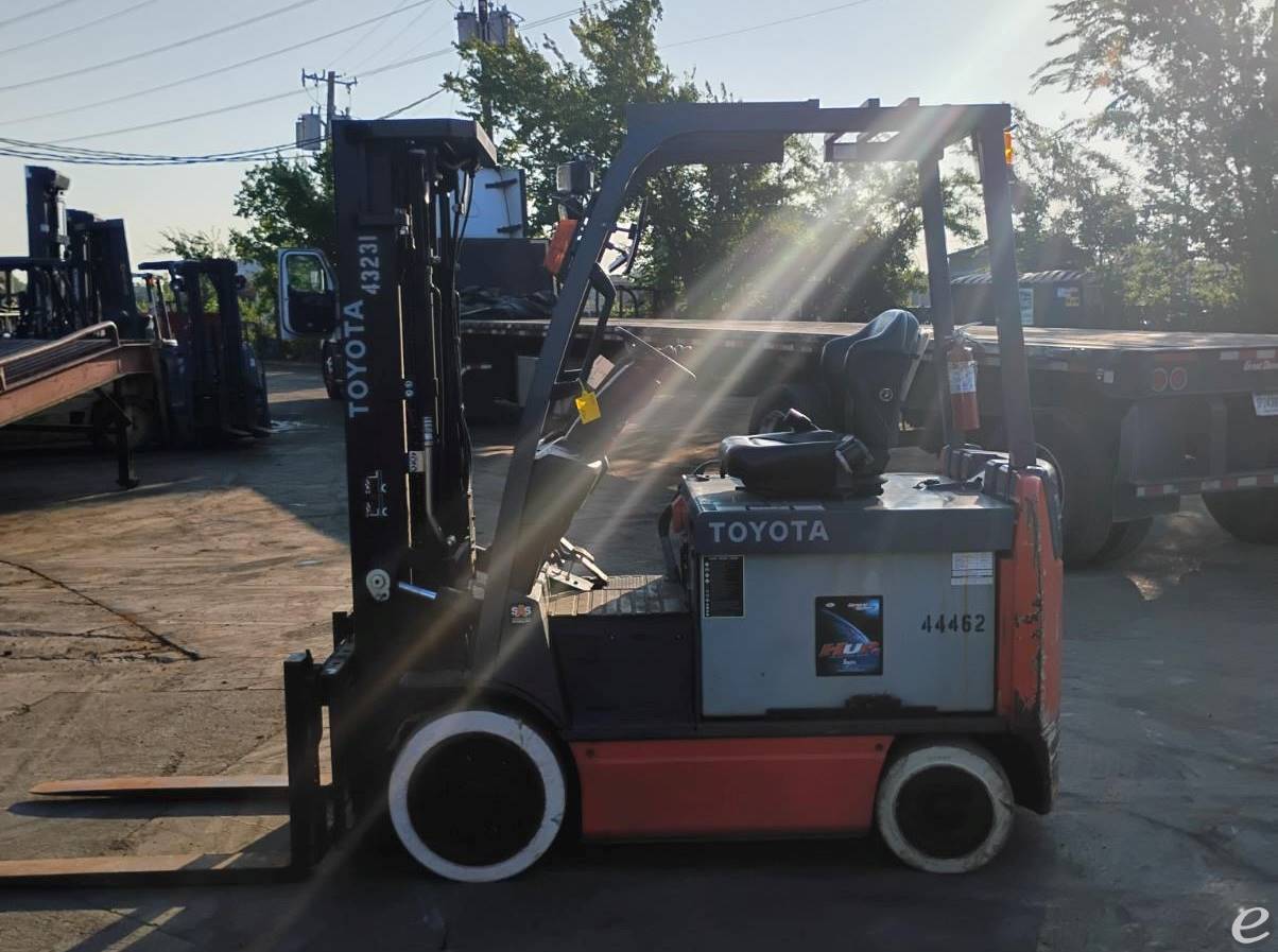 2017 Toyota 8FBCU30 Electric Forklift - 123Forklift