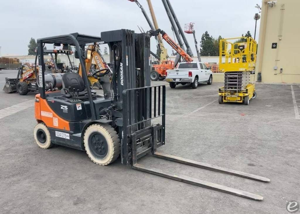 2018 Doosan G25P-5 Dual Fuel Forklift - 123Forklift