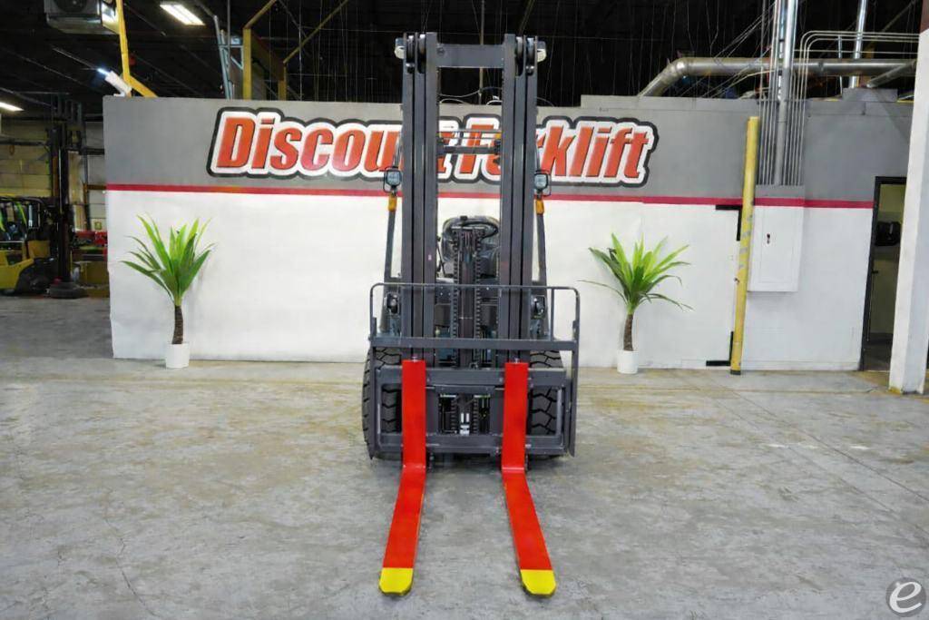 2023 Lift Hero CPD30