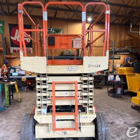 2018 JLG 4069LE