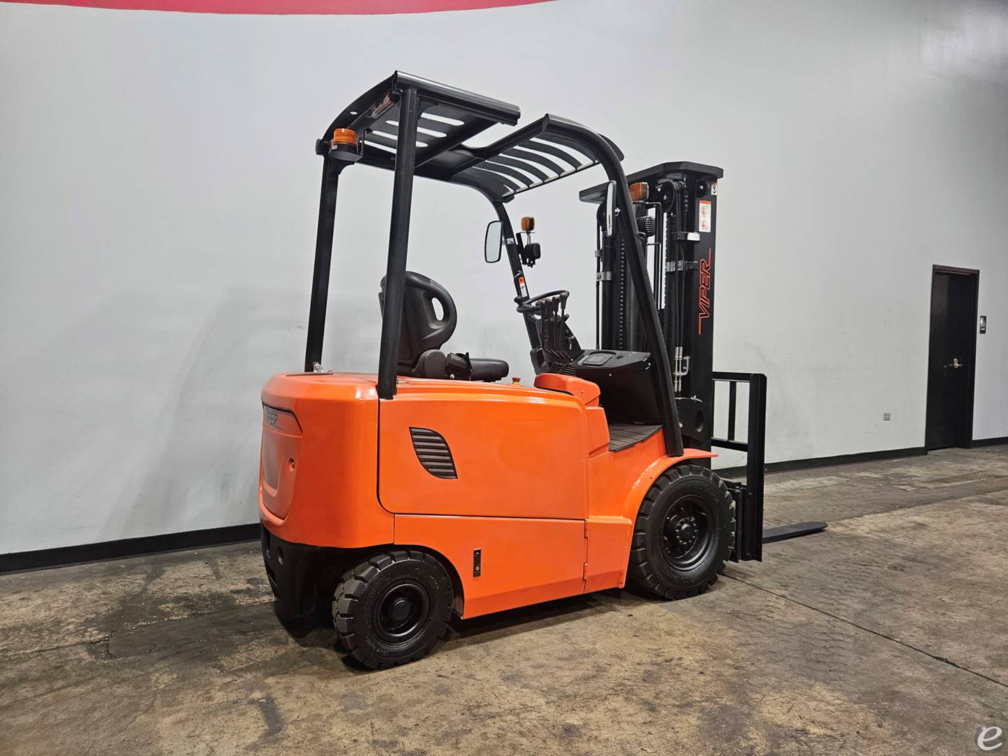 2023 Viper Lift Trucks FB25