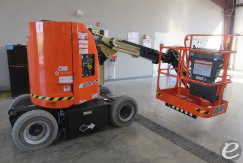2025 JLG E300AJP