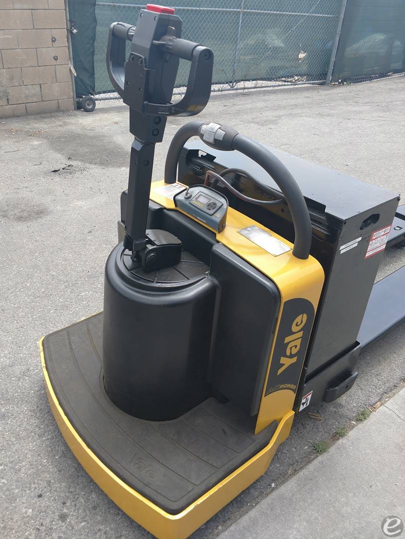 2015 Yale MPE080LVGN24T2896