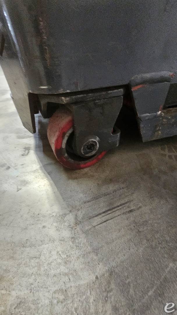 1998 Raymond EASIR30TT